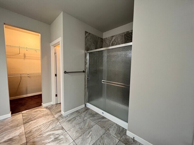 Building Photo - 3bed/2.5bath with Lofted Space at Harbor Crossing!