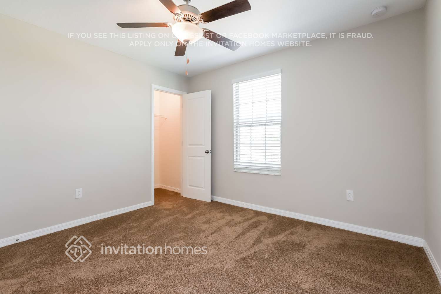 Building Photo - 1580 Blue Rose Dr