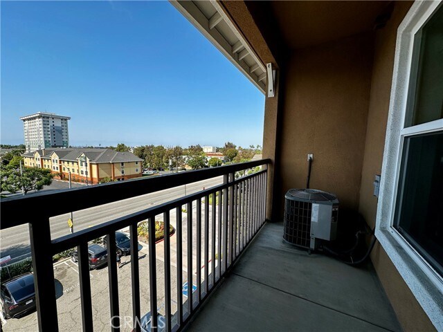 Building Photo - 3550 Torrance Blvd