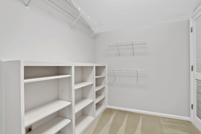 Upstairs bedroom closet - 14566 Marsh View Dr