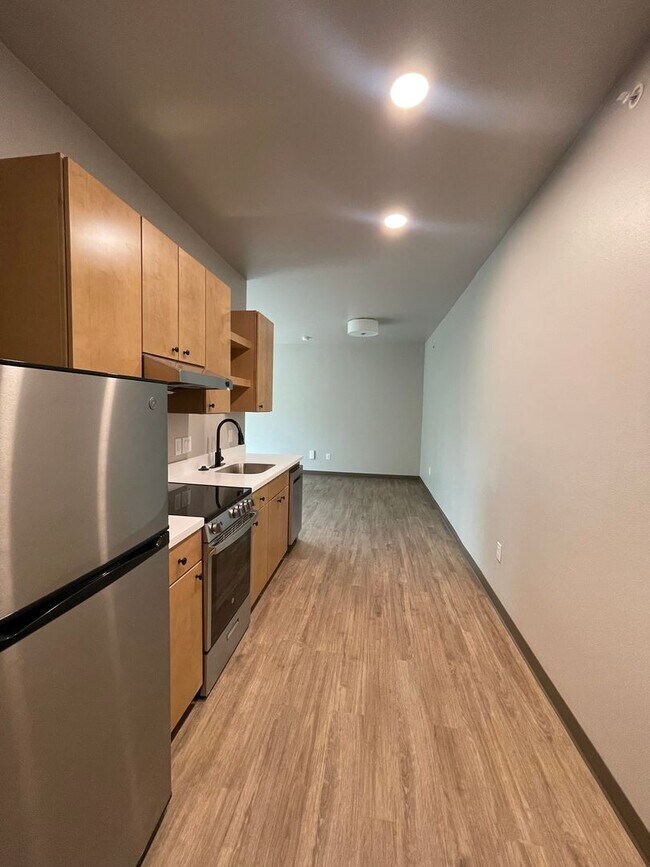 Building Photo - Beautiful, Brand New Studio Near CSU!