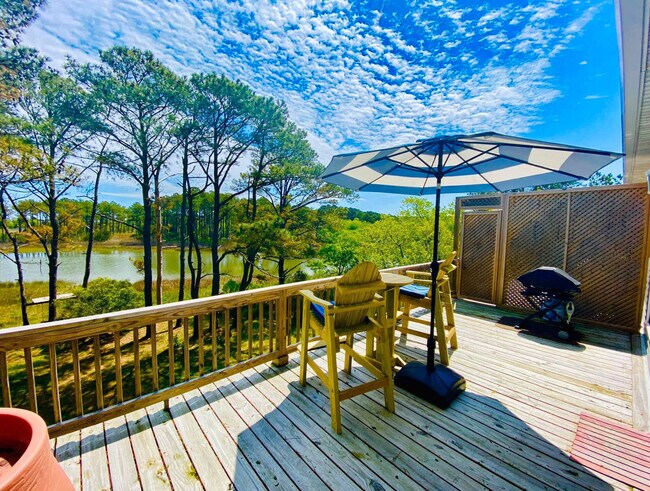 Building Photo - 462 Wind Mill Point Rd