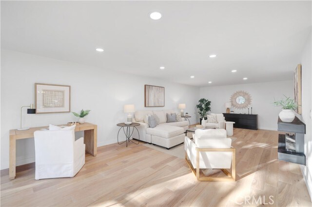 Building Photo - 32735 Seagate Dr