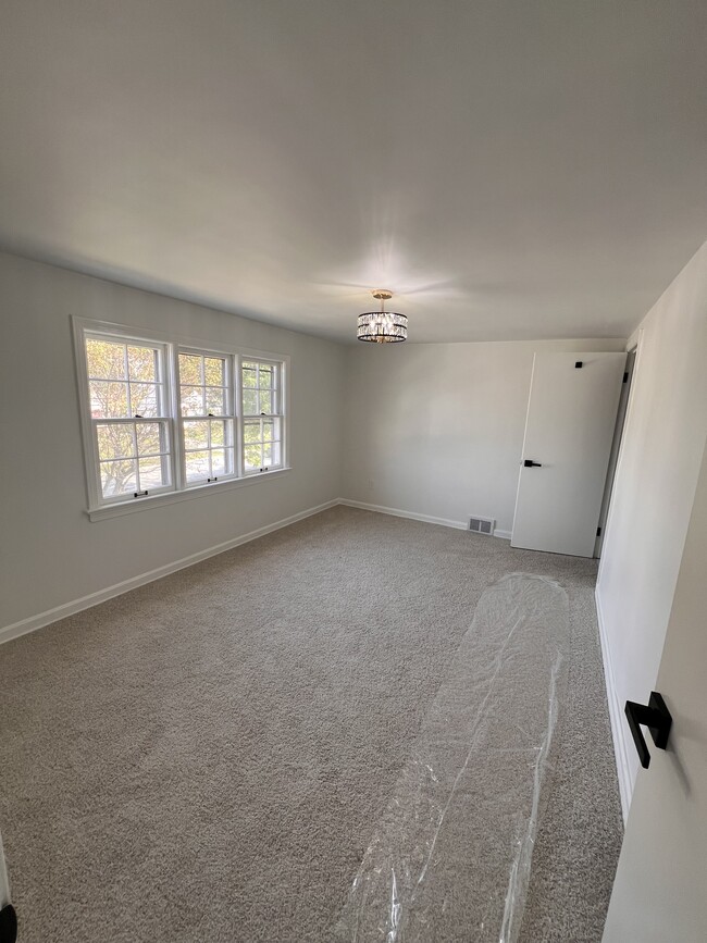 Building Photo - 1514 Parker Dr