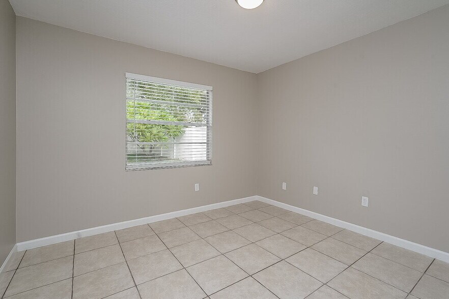 Building Photo - 1070 Bridlewood Way
