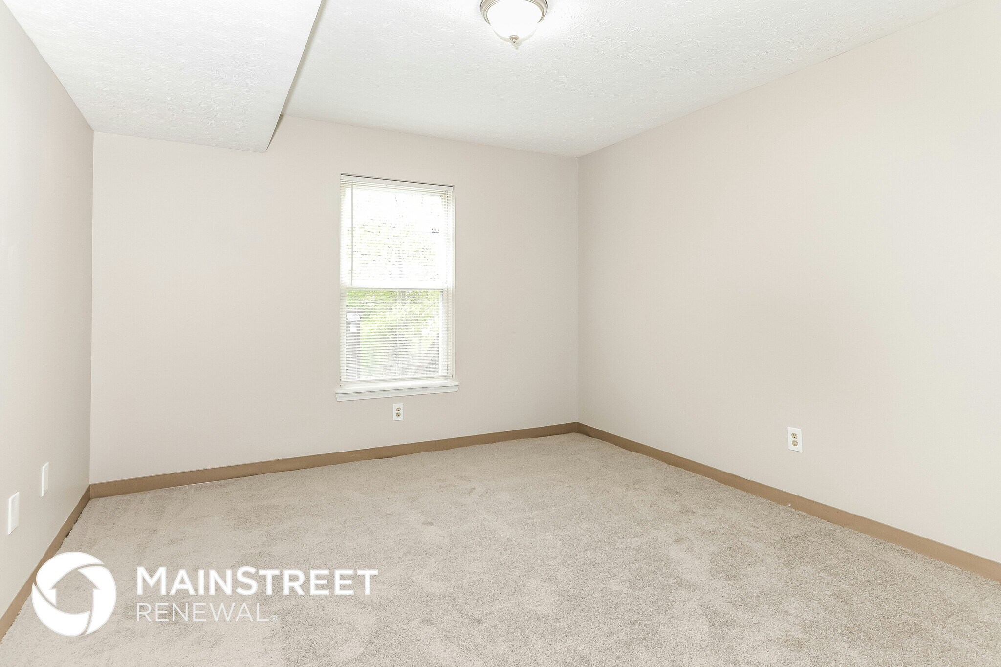 Building Photo - 2913 Dumesnil, Apt #3