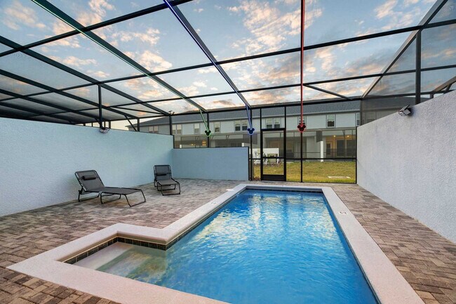 Building Photo - 1263 Blue Paradise Wy