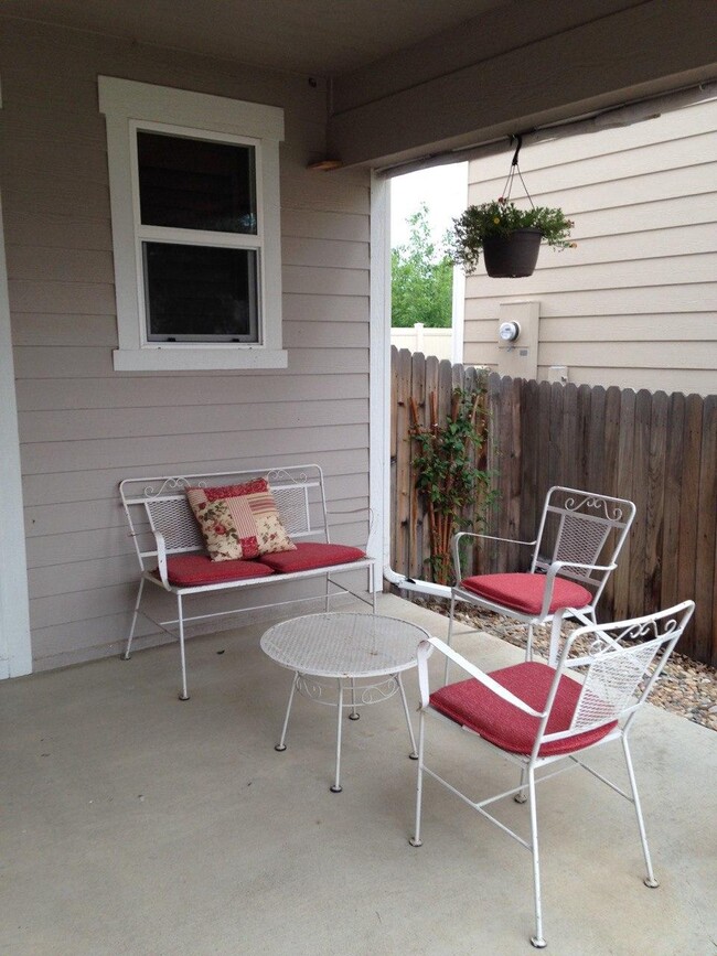 4-Outoor patio area - 10653 Butte Dr