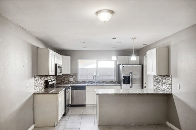 Building Photo - 53385 Eisenhower Dr