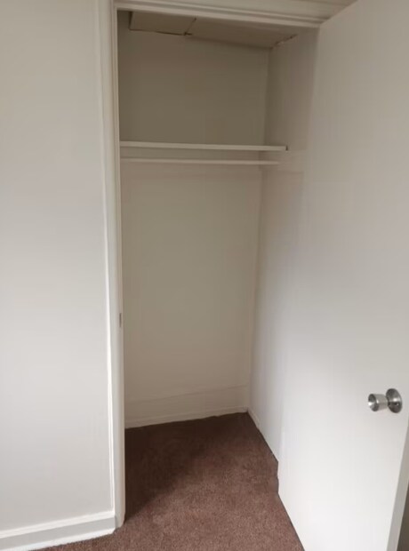 Building Photo - 5821 Stieren Dr