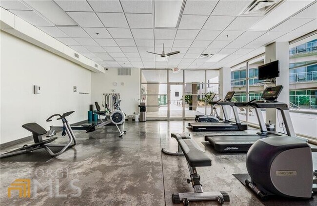 Building Photo - 1100 Howell Mill Rd NW