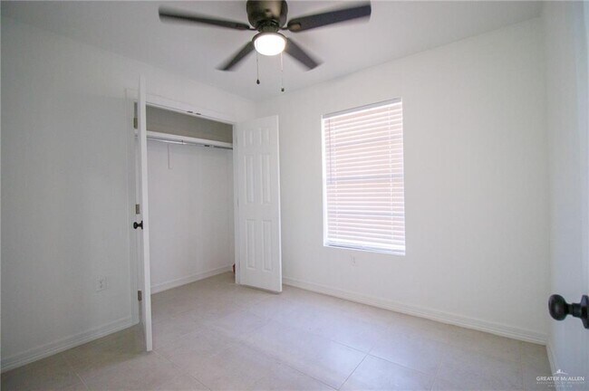Building Photo - 9 Lindberg Ave