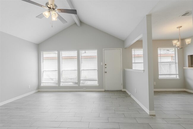 Building Photo - 13746 Vickston Ln