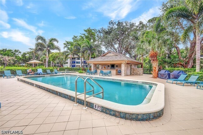 Building Photo - 5954 Pelican Bay Blvd
