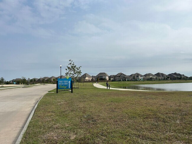 Building Photo - Beautiful Texas City Home in Seacrest Subdivsion