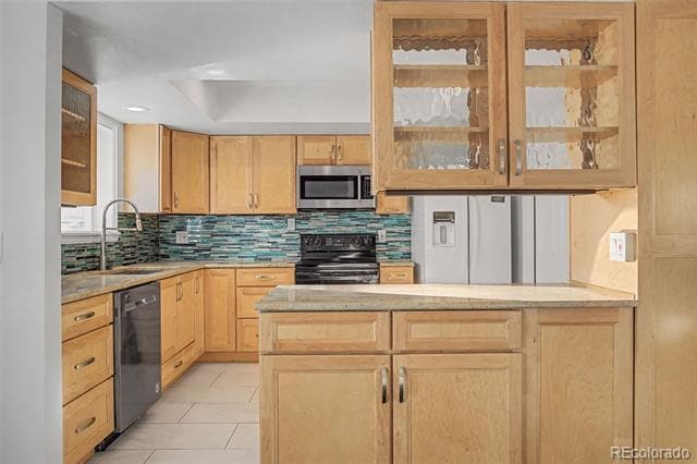 Building Photo - 13743 E Marina Dr