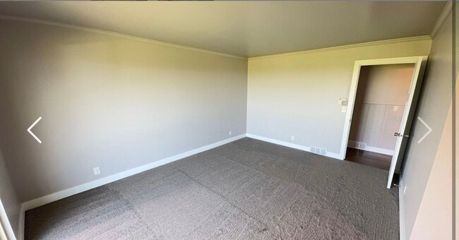 Building Photo - Large home with spectacular Salt Lake City views