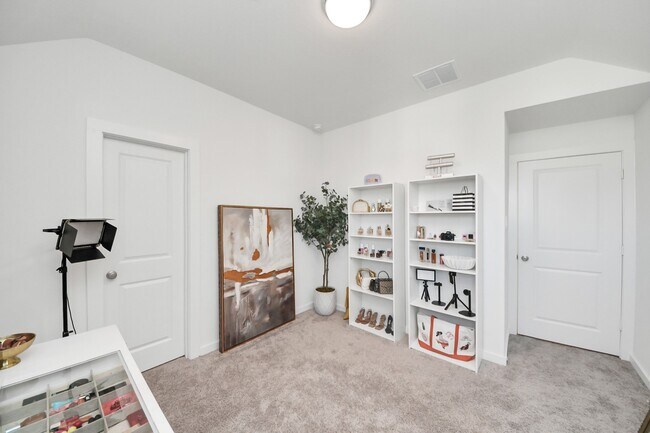 Building Photo - 4135 KINSEY ST