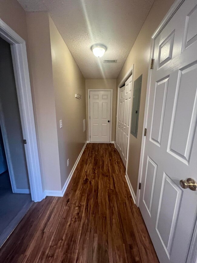 Building Photo - 4460 Maxie St