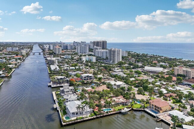 Building Photo - 2701 N Ocean Blvd