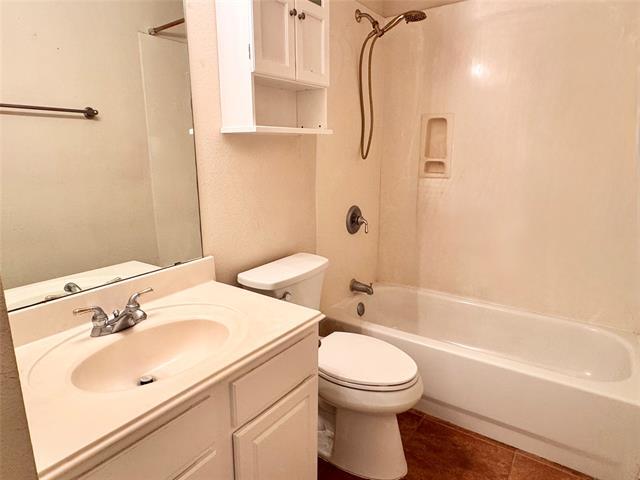 Building Photo - 4108 Orchid Ln
