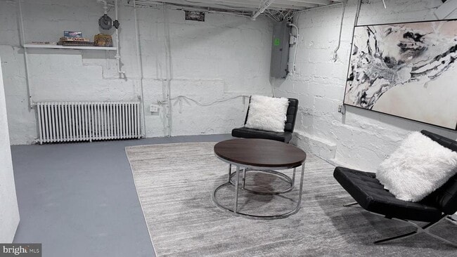 Building Photo - 5359 Ames St NE