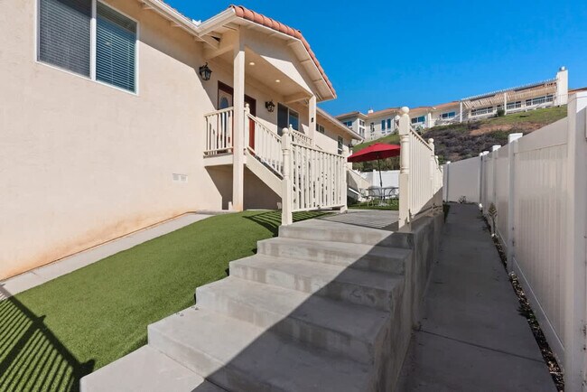 Building Photo - 17055 Rock Rd