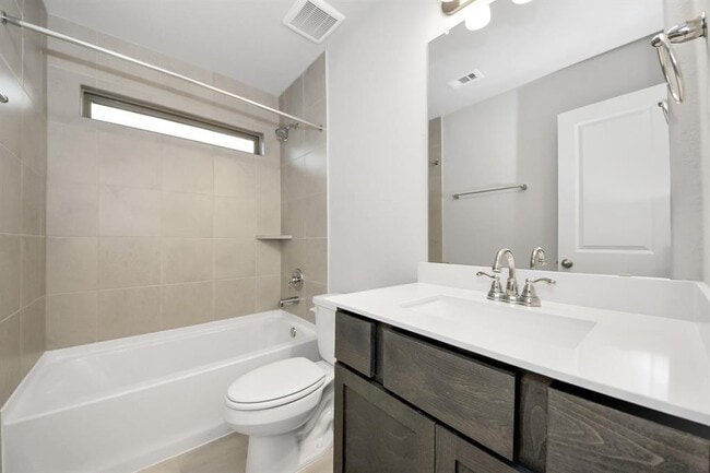 Building Photo - 20731 Sunseed Dr