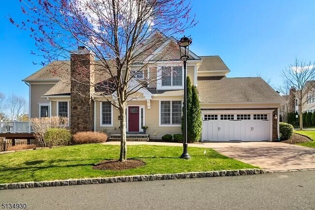Building Photo - 25 Woodstone Cir