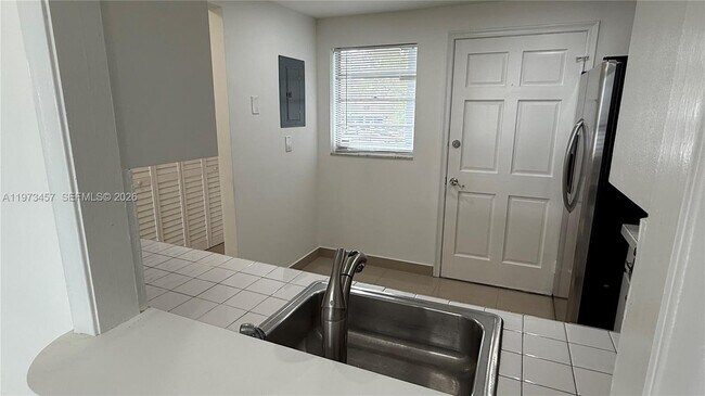 Building Photo - 3849 NE 169th St