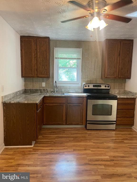 Building Photo - 6740 Solomons Island Rd N