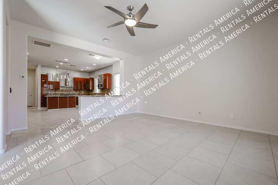 Building Photo - 6290 W Admiral Way
