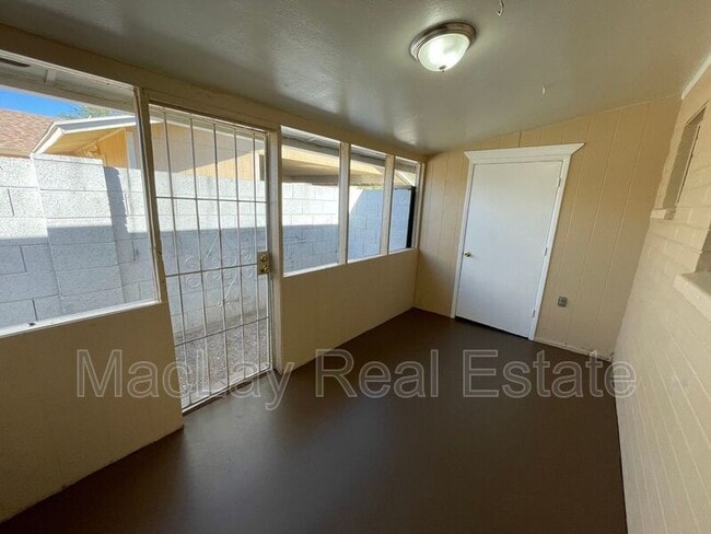 Building Photo - 841 E Fountain St