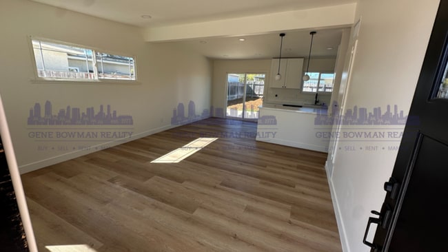 Building Photo - 4854 Barstow St
