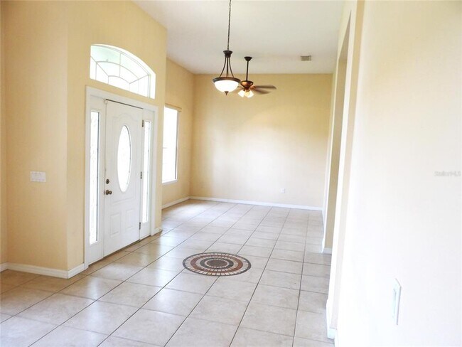 Building Photo - 3074 Bay Laurel Cir N