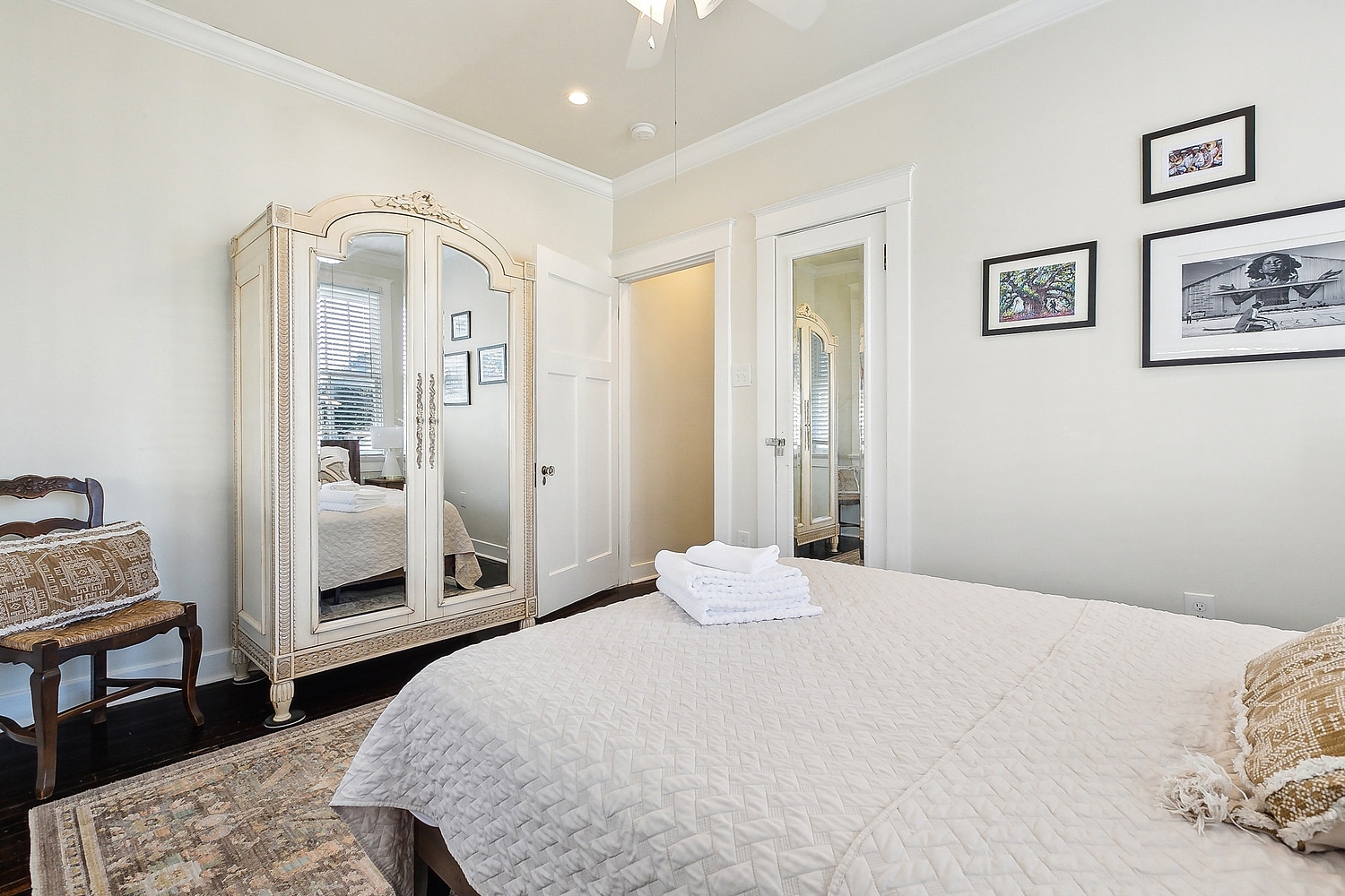 Building Photo - 819 Olga St