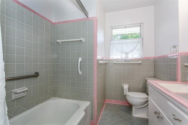 Building Photo - 11140 Lanewood Cir