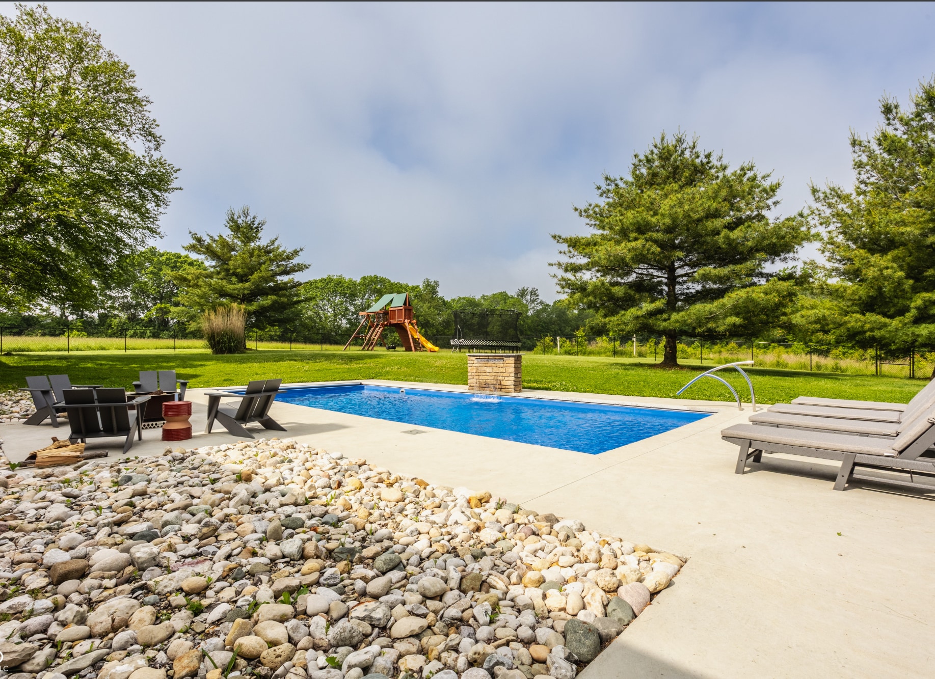 Building Photo - 1820 N 1100 E