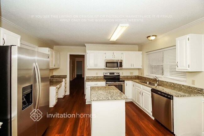 Building Photo - 13101 Angel Oak Dr