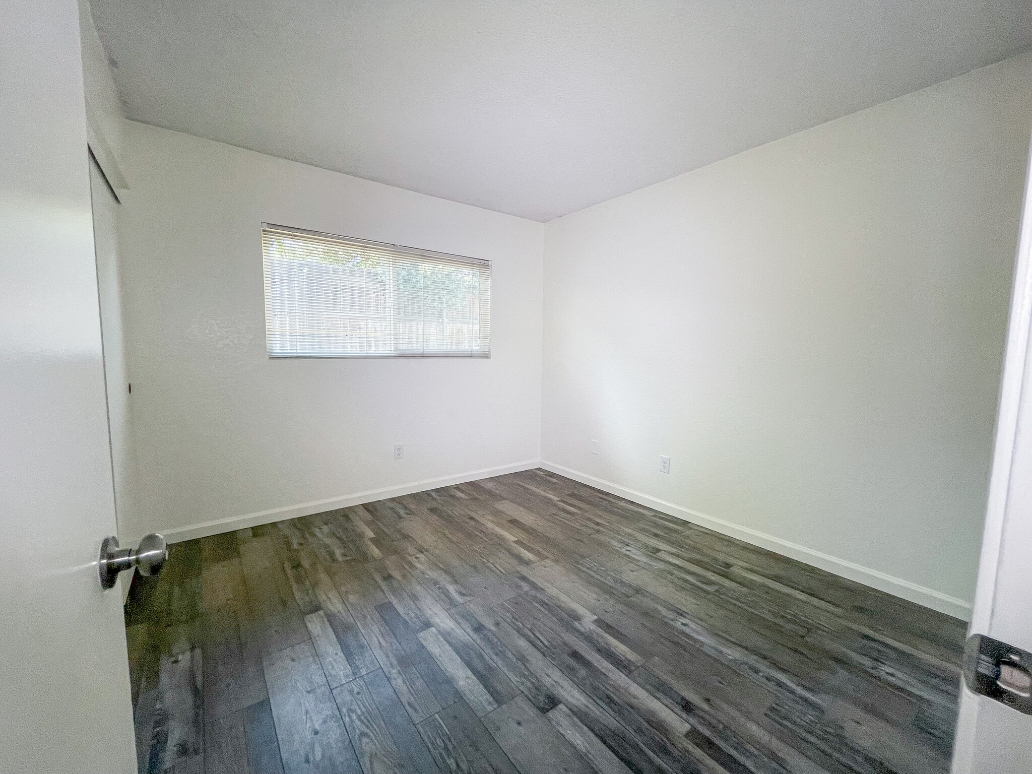 Bedroom 3 from door - 25770 Mariposa St