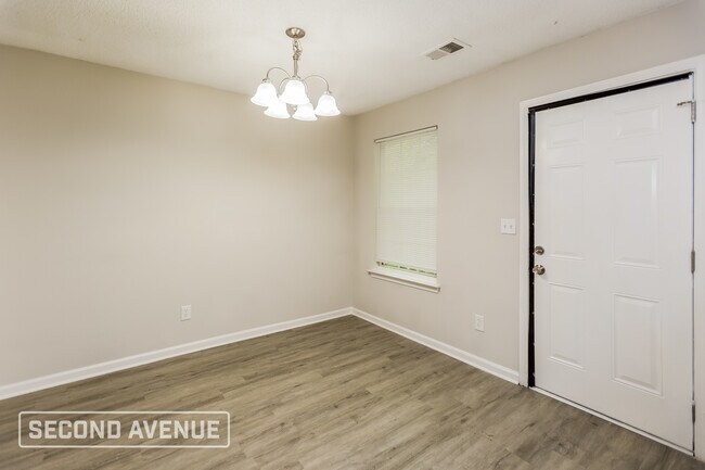 Building Photo - 5211 Hanover St