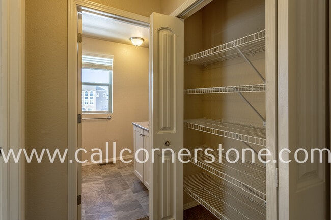 Building Photo - 6698 Lucky Star Ln