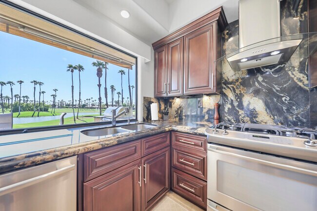 Building Photo - 76269 Sweet Pea Way