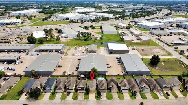 Building Photo - 8919 Windfern Trace Dr