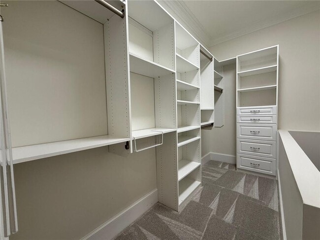 Building Photo - 505 River Valley Rd NW