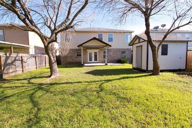 Building Photo - 15120 Plowshare Dr