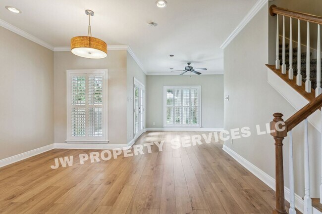 Building Photo - 3412 White St