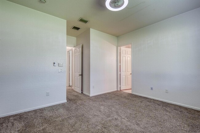 Building Photo - 139 2 Pine Dr