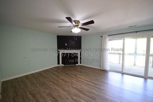 Building Photo - 9716 7th Bay St