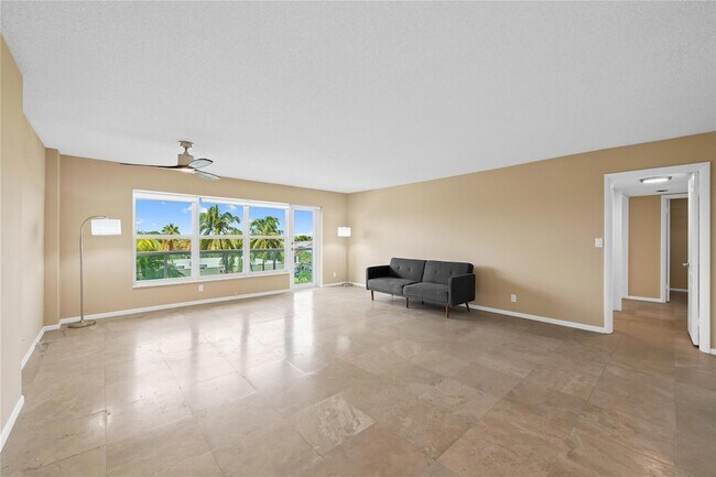 Primary Photo - 3900 Galt Ocean Dr